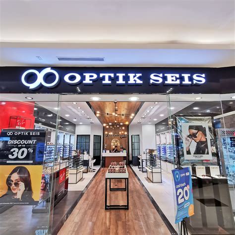 optik seis in jakarta.